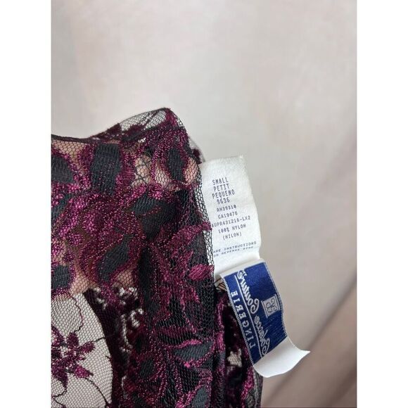 Vintage 1990s Lace Slip Lingerie Size Small Vampy Moody Gothic - Picture 7 of 7